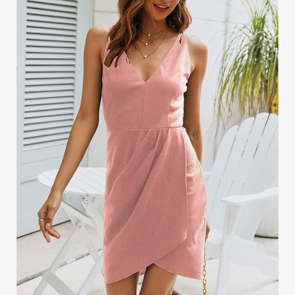 Sleeveless Tulip-Hem V-Neck Bodycon Cocktail Dress by Manydress, NWT